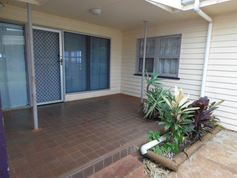 198 Churchill Street, Childers QLD 4660