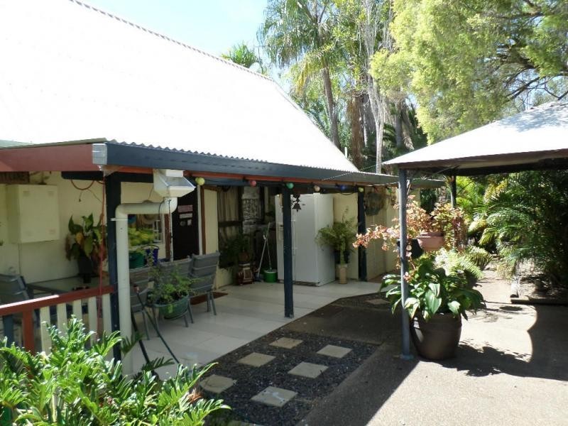 299 Bunns Road, Childers, Apple Tree Creek QLD 4660