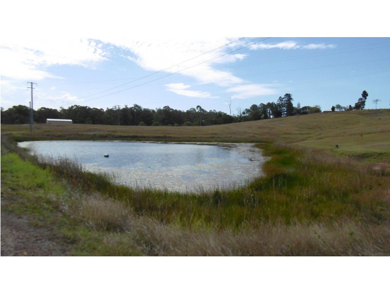 200 Rainbows Road, South Isis QLD 4660