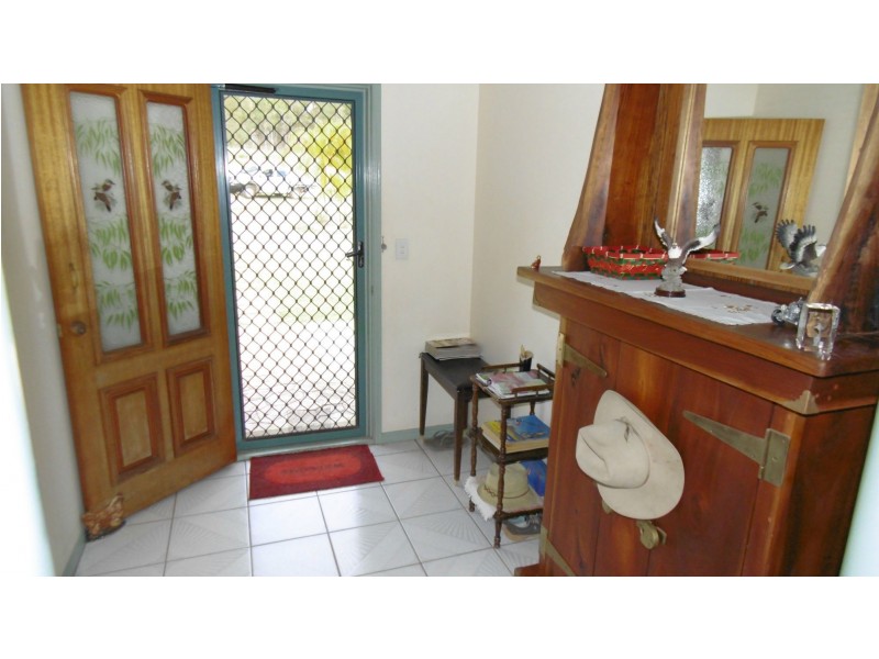 200 Rainbows Road, South Isis QLD 4660