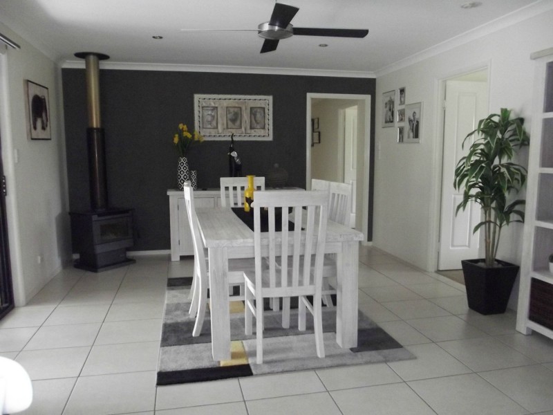 3 Talinga Court, Redridge QLD 4660