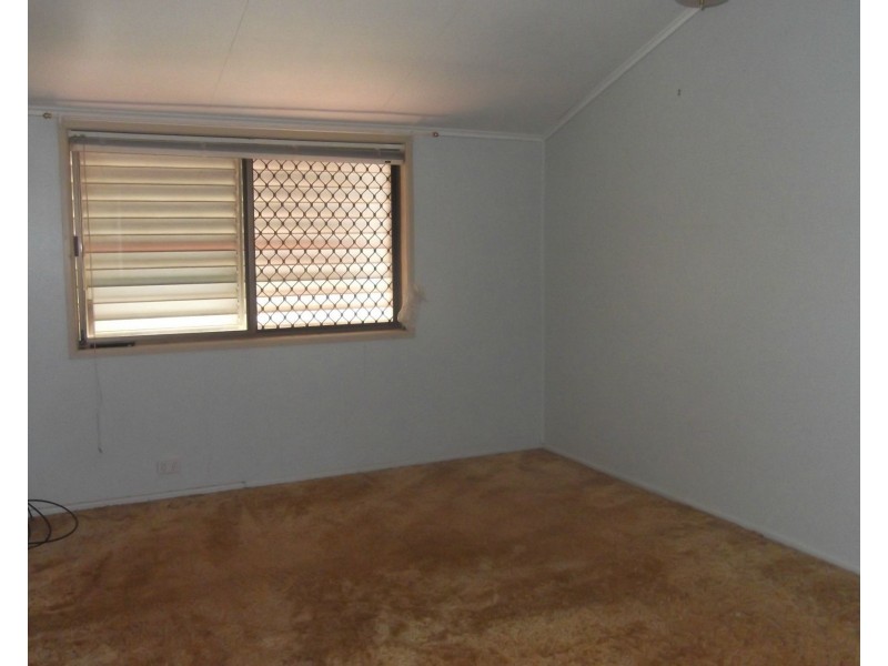 24 Ridgway Street, Childers QLD 4660