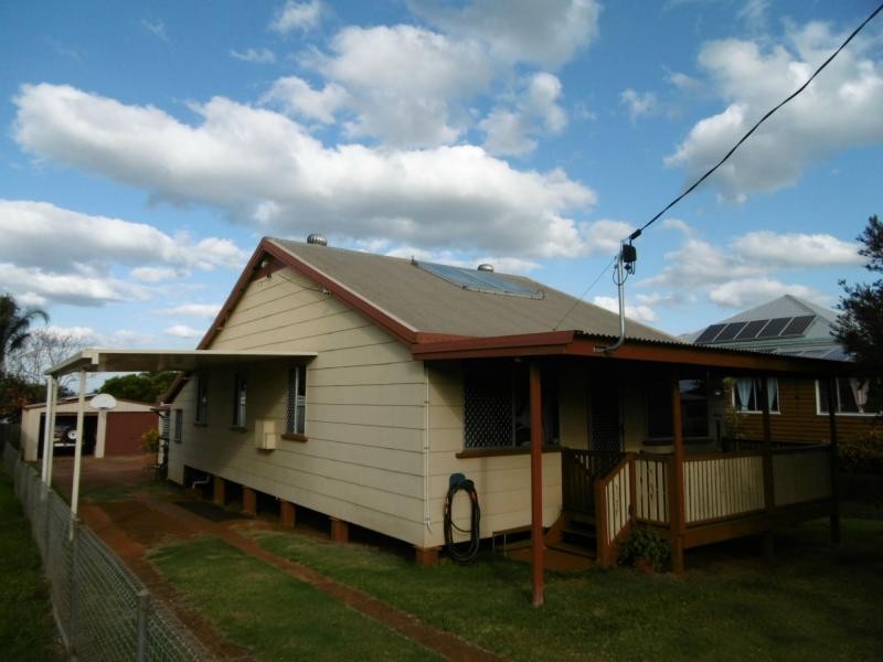 15 North Street, Childers QLD 4660