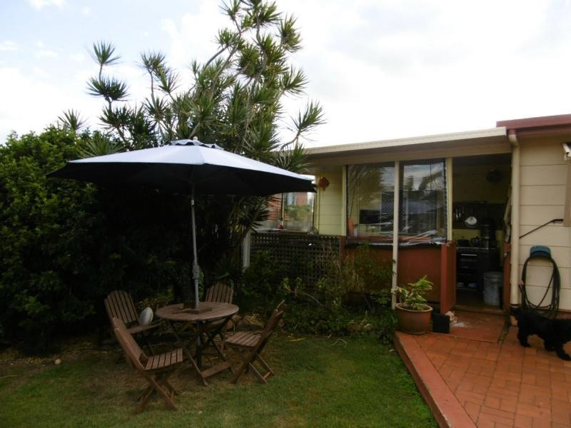 15 North Street, Childers QLD 4660