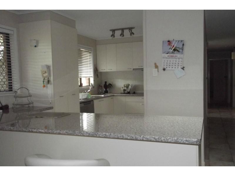 15 Cevn Street, Childers QLD 4660