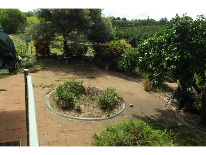 15 Cevn Street, Childers QLD 4660