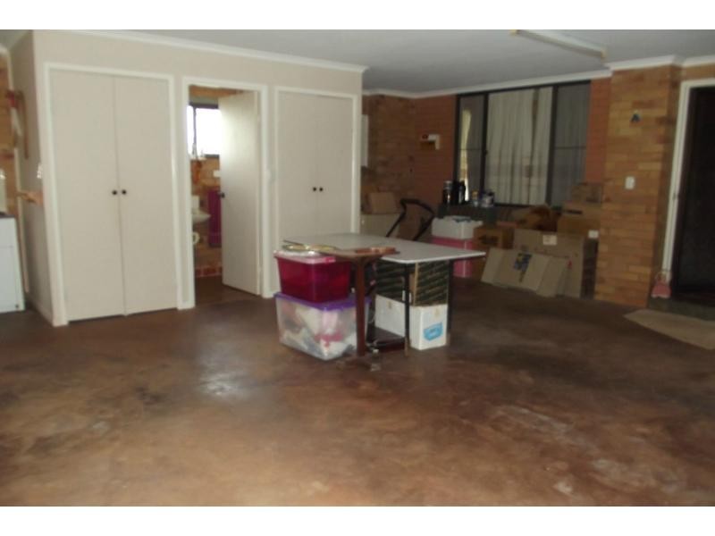 15 Cevn Street, Childers QLD 4660