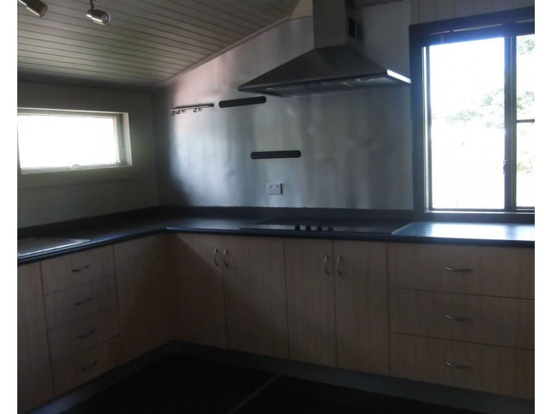 29414 Bruce Highway, Apple Tree Creek QLD 4660