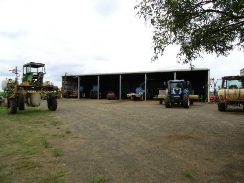900 Farnsfield Road, Farnsfield QLD 4660