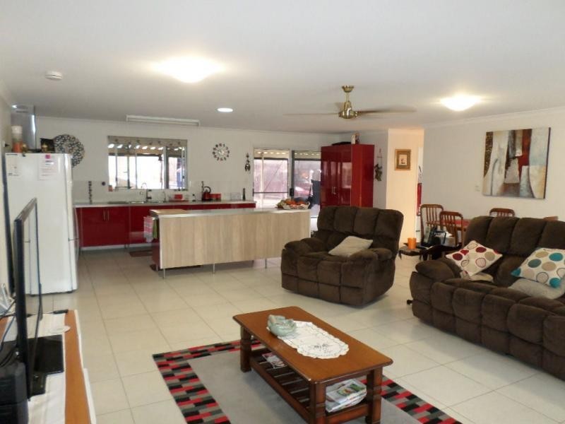 Buxton QLD 4660