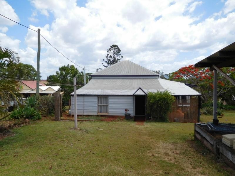 16 Queen Street St, Cordalba QLD 4660