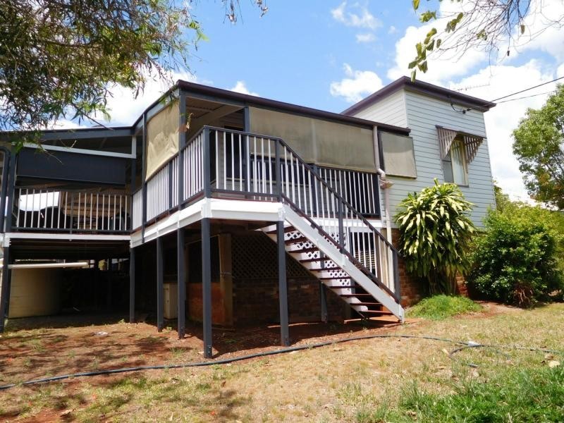 16 Queen Street St, Cordalba QLD 4660