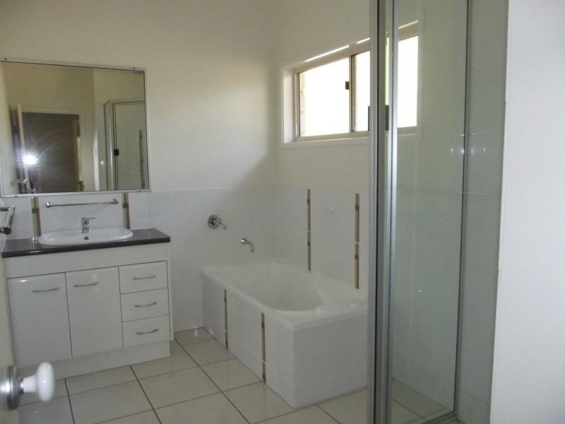 L20 Whitebridge Road, Childers, North Isis QLD 4660