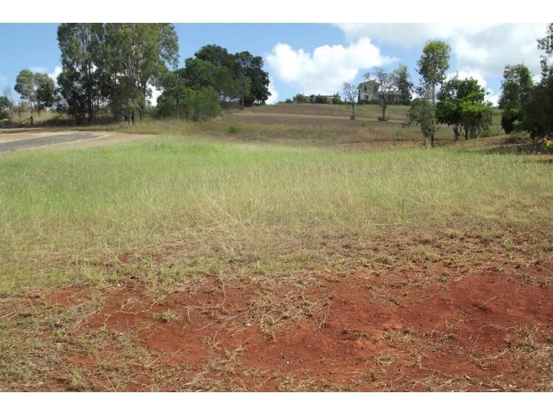 8 Bodalla Street, Apple Tree Creek QLD 4660