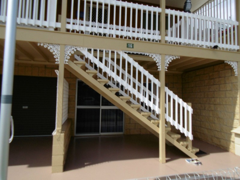 16 West Street, Childers QLD 4660