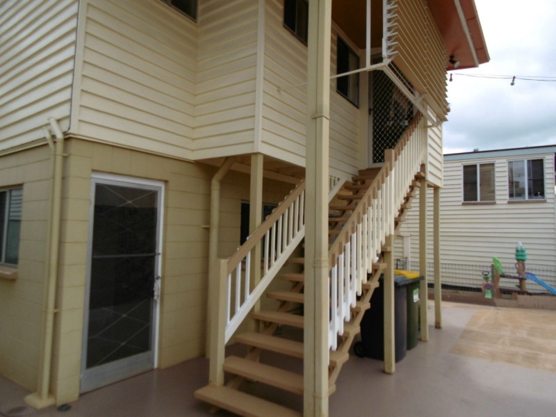 16 West Street, Childers QLD 4660