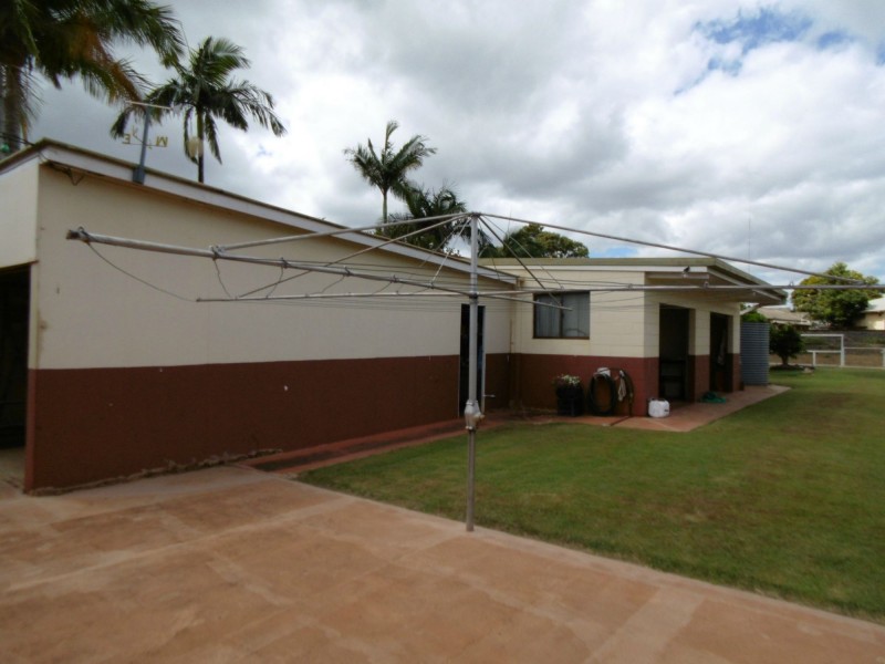 16 West Street, Childers QLD 4660