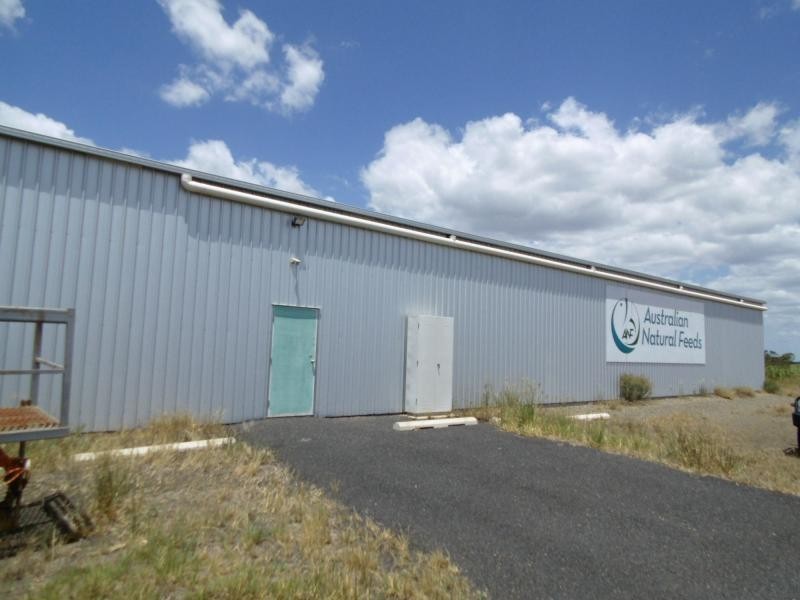 417 & 345 Kevin Livingston Drive, Childers, Isis Central QLD 4660