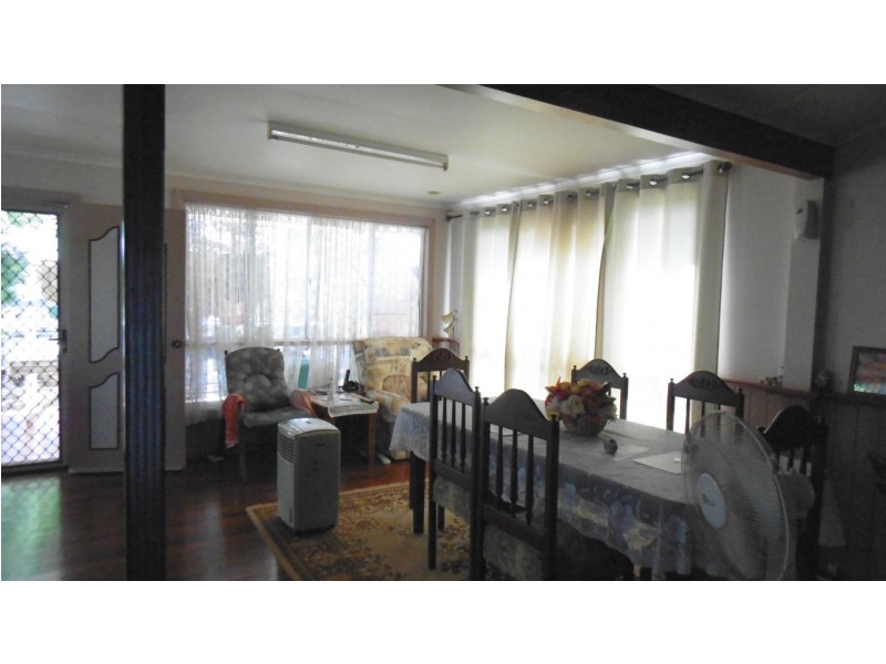 25 Nelson St St, Childers QLD 4660