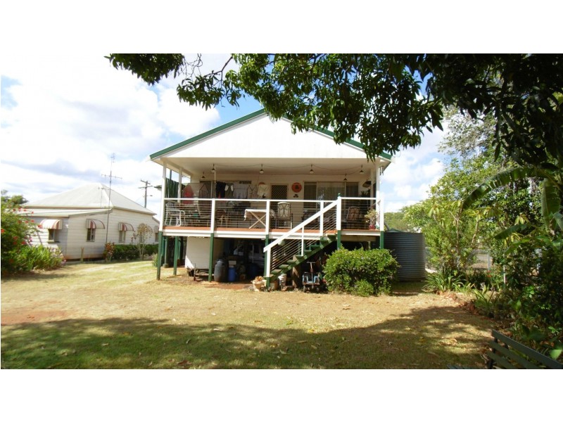 25 Nelson St St, Childers QLD 4660