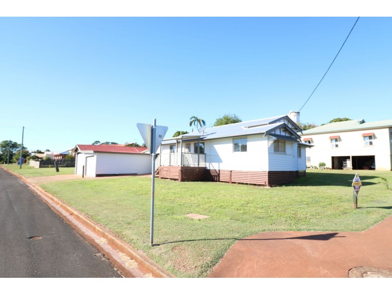 7 Lord Street, Childers QLD 4660