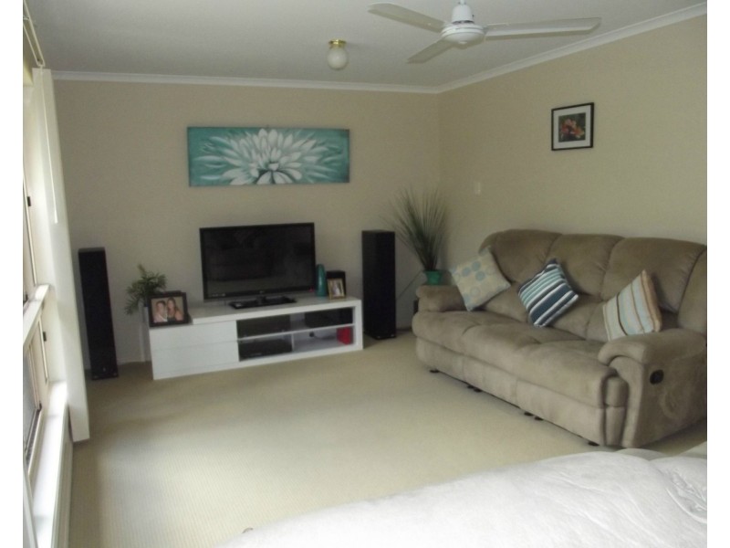 15 Yalla Lane, Redridge QLD 4660