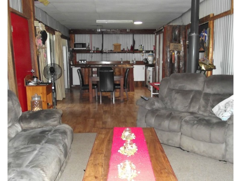 443 Railway Road, Booyal QLD 4671