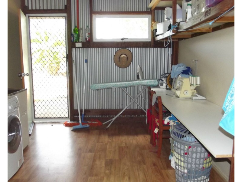 443 Railway Road, Booyal QLD 4671