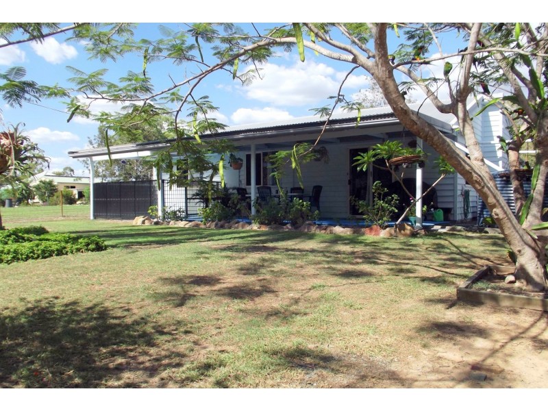 14 Queen Street, Dallarnil QLD 4621