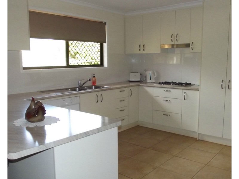 6 Keeley Street, Childers QLD 4660