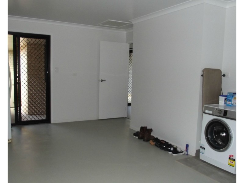 2A Mungomery Street, Childers QLD 4660