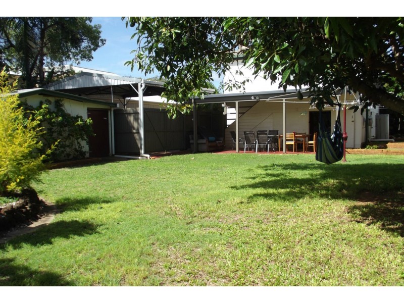 5 Pizzey Street, Childers QLD 4660