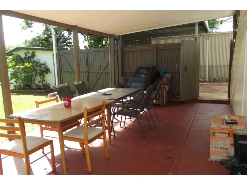 5 Pizzey Street, Childers QLD 4660