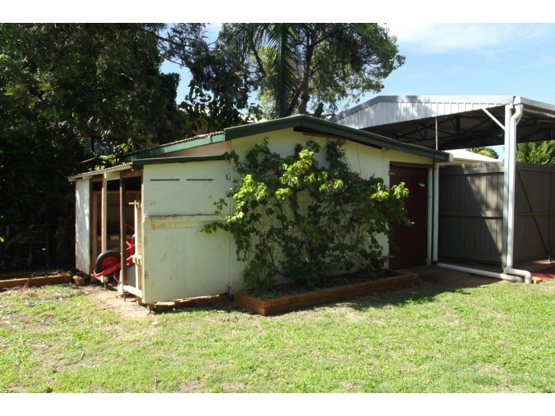 5 Pizzey Street, Childers QLD 4660