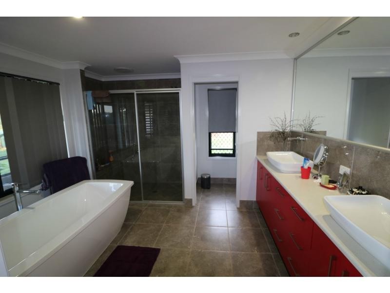 110 Old Creek Road, Childers QLD 4660
