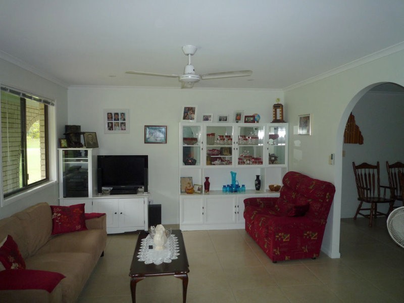 181 JARRETTS Road, Woodgate QLD 4660