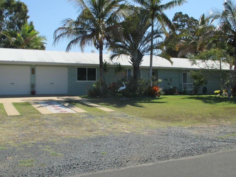 1 Cassia Court, Woodgate QLD 4660