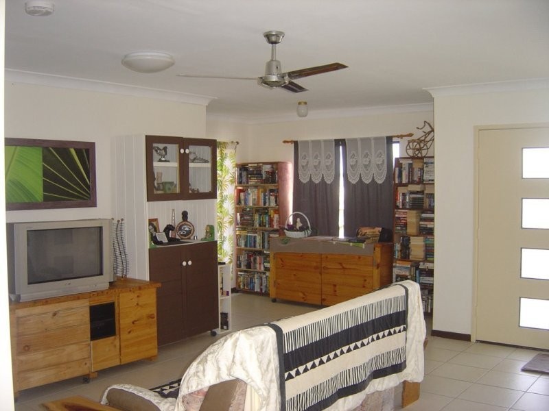 19 OCEAN VIEW Drive, Woodgate QLD 4660