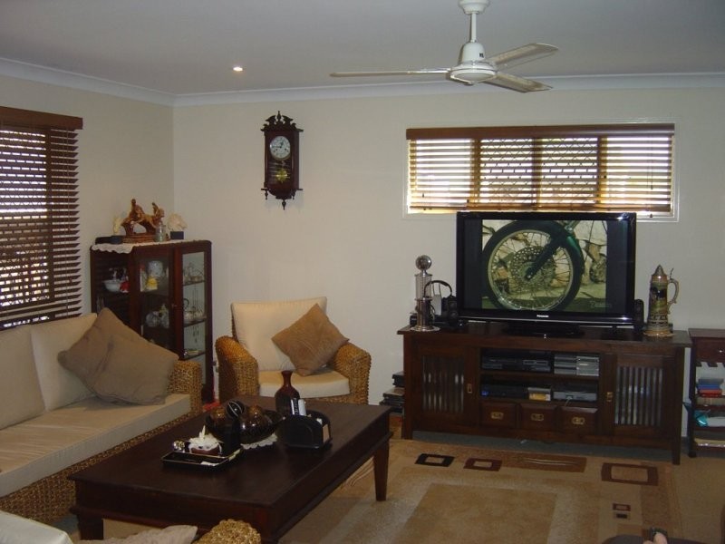 15 Grevillea Court, Woodgate QLD 4660
