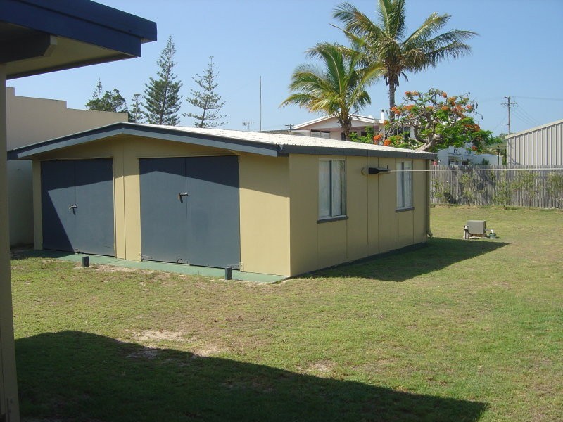 28 Esplanade Street, Woodgate QLD 4660