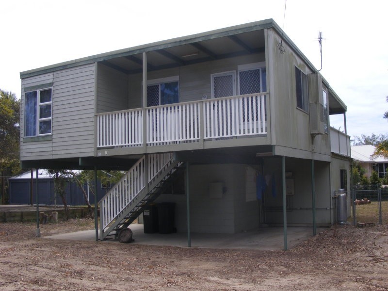 6 Oak Street, Woodgate QLD 4660