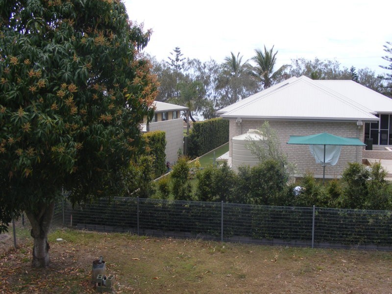 6 Oak Street, Woodgate QLD 4660