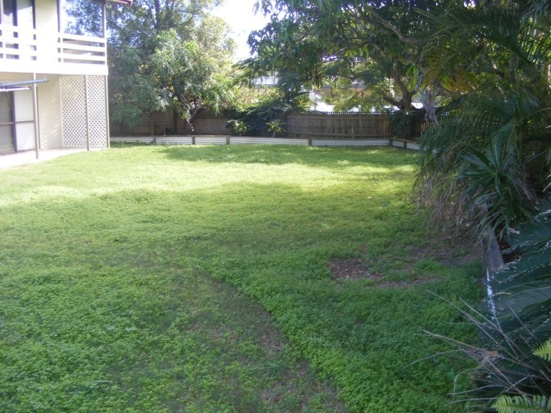 66 Acacia Street, Woodgate QLD 4660