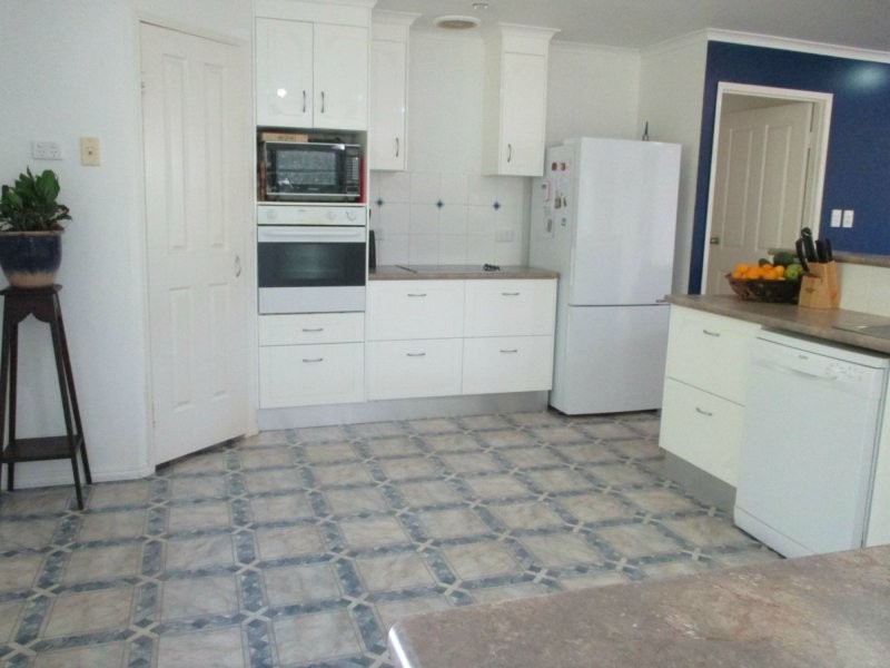 1 Jacaranda Court, Woodgate QLD 4660