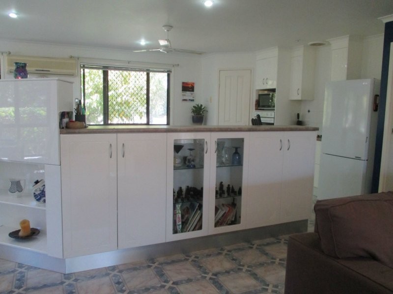 1 Jacaranda Court, Woodgate QLD 4660