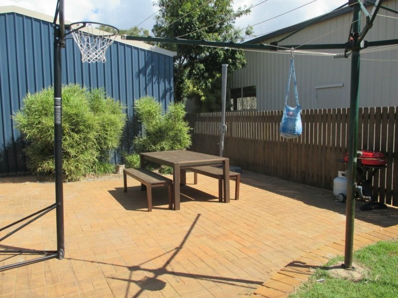 1 Jacaranda Court, Woodgate QLD 4660