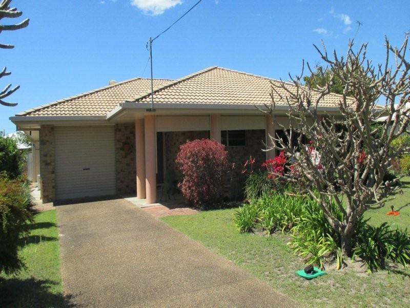 4 Tailor Street, Woodgate QLD 4660