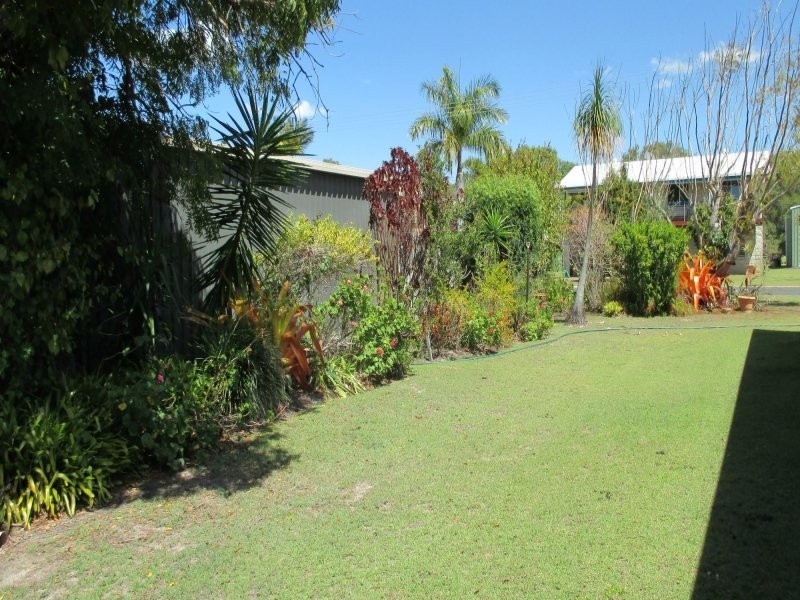 4 Tailor Street, Woodgate QLD 4660