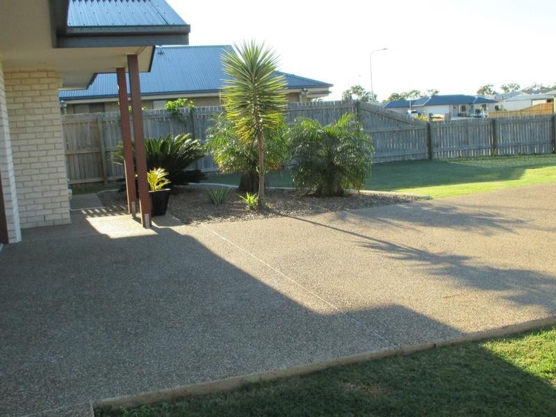 10 Whipbird Court, Woodgate QLD 4660