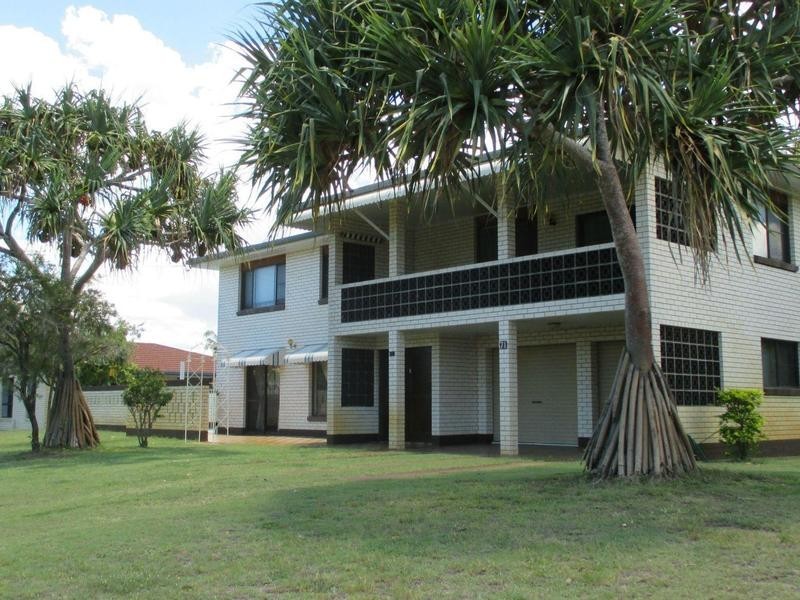 71 Mackerel Street, Woodgate QLD 4660